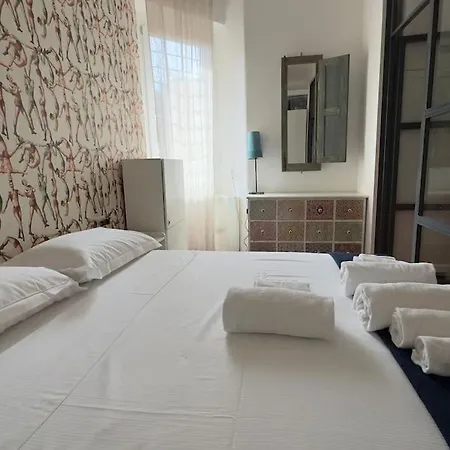 Stylish Next To Moscova * Milano